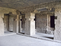 Ellora02