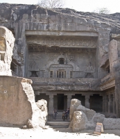 Ellora05