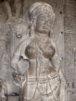 Ellora14